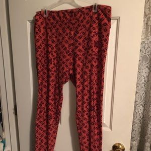 Lularoe leggings tall & curvy coral